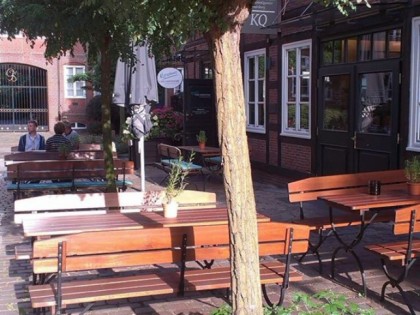 Photo: Kleinhuis Cafe &amp; Weinstube im Komponistenquartier